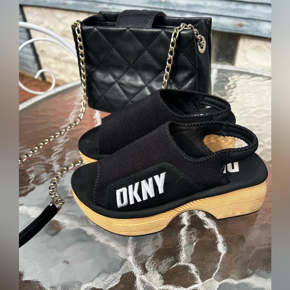 Vintage Y2K DKNY Platform Wooden Slingback Logo Clogs 7.5 BabyDoll 70's retro